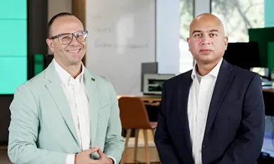 Revolutionizing Software-Defined Vehicle Innovation with Wind River Studio Developer Running on AWS